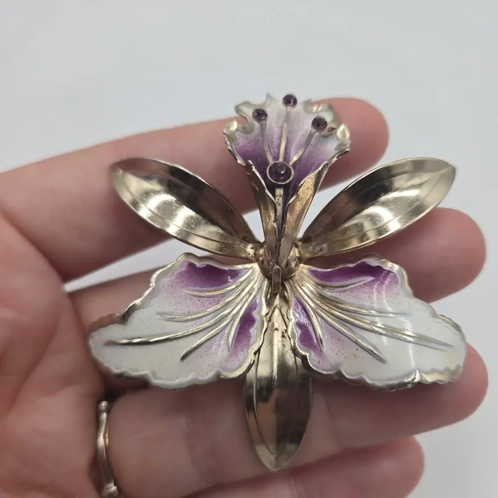 Vintage Silver Tone Purple Enameled Rhinestone Orchid Retro Brooch Boutonniere